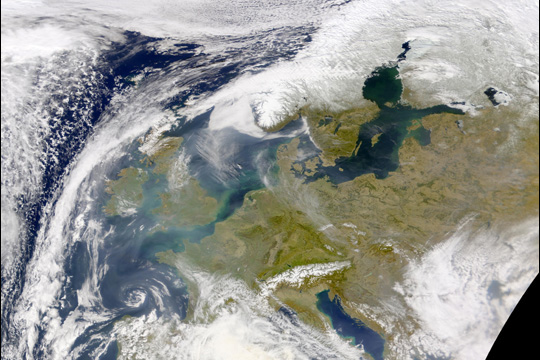 Pollution over Europe, 2002.
